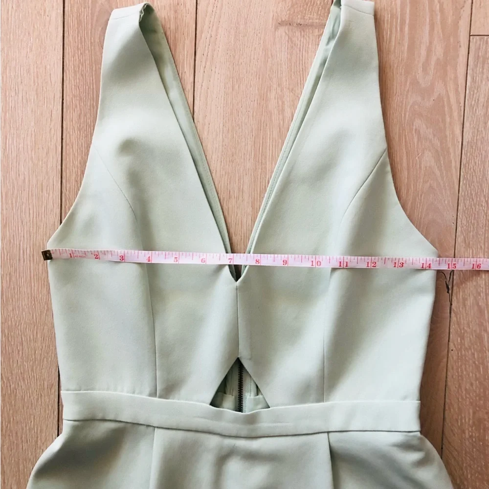 Alice + Olivia Nina Fit & Flare Dress in Mint Green Size 6 - Picture 3 of 14